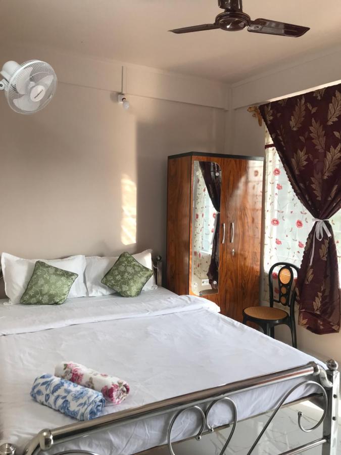Living Roots Lodge チェラプンジ エクステリア 写真